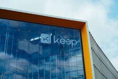 Desarrollo de tablero de KPI para servicios ejecutivos en Granada