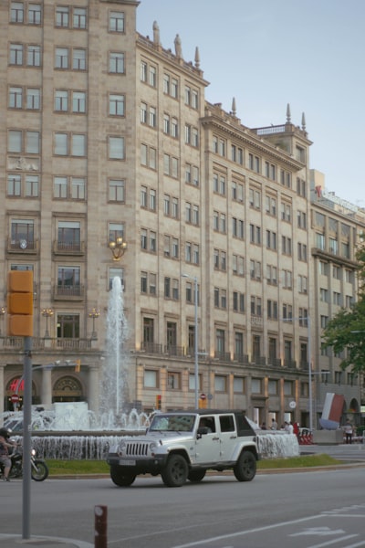 Encuentra procesos de negocio automatizados en Barcelona