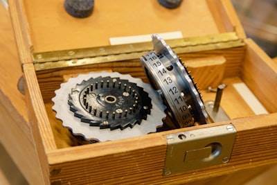 Creé una máquina del tiempo para optimizar el código (Y está embrujada)
