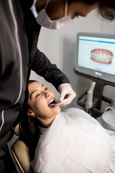 Mejora de distribución de vértices en reconstrucción 3D oral