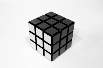 Zer0-Jack: Efficient Memory Gradient-Based Jailbreaking Method for Large Black-Box Multi-Modal Language Models