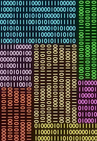 Título original: Crear datos sintéticos - Una guía exhaustiva para la creación de datos sintéticos con Python y SQL
Respuesta válida: Generación de datos sintéticos con Python y SQL
Explicación: El