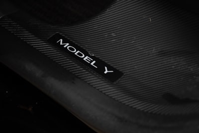 Tesla despide a Model S y X con ediciones Signature Series Plaid