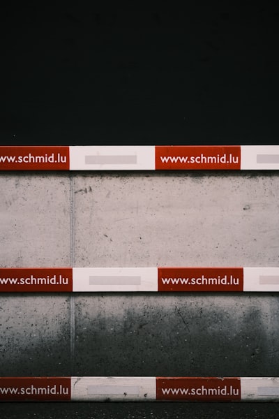 Construyendo una Base de Conocimiento de Búsqueda Semántica