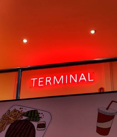 Convierte tu Terminal en un Arsenal de IA: Una colección de ayuda personal de Bash