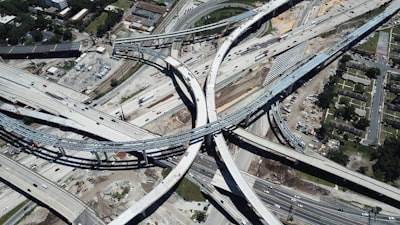 Support in IT Infrastructure 24/7 – Answers to the 18 Most Common Questions
-------------------------------