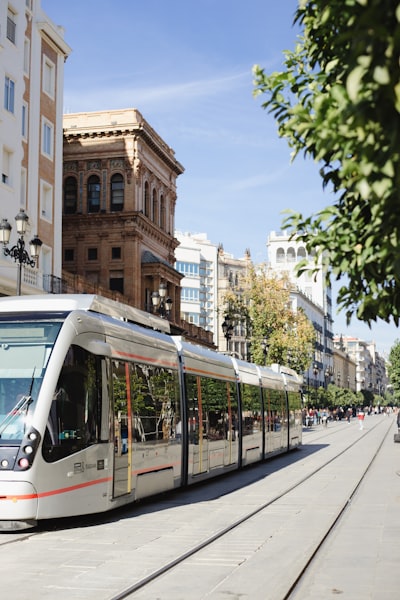 Encuentra el socio de automatización perfecto en Sevilla