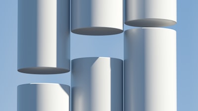 Ampliando la capacidad de razonamiento a través de la optimización de políticas de remodelación de la variedad