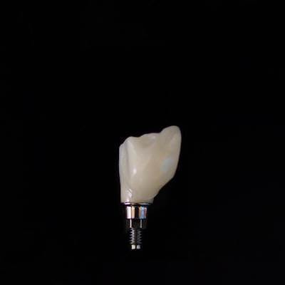 Fresa diamantada recta: precision y rendimiento.