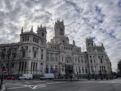 Agencia de codificación vibracional en Madrid