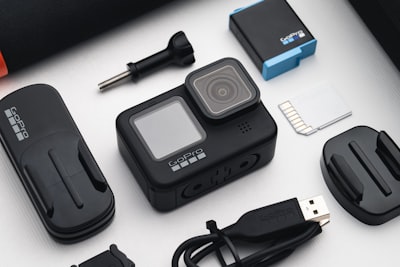 Mejor cámara GoPro compacta y económica con accesorios