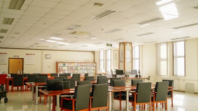 Servicios de gestión de centros de tutoría profesional en Córdoba