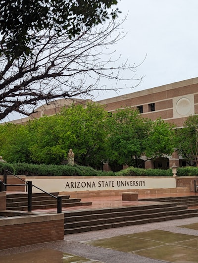Estudiantes de Arizona abuchean a Eric Schmidt por su entusiasmo con la IA