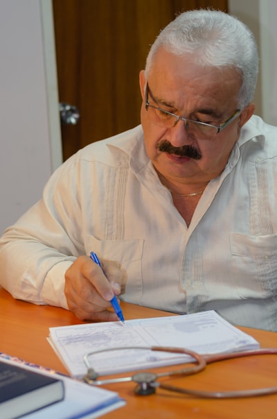 Socio oficial para optimizar informes en Alicante