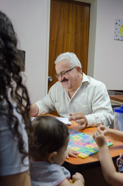 Consideraciones al elegir un socio de desarrollo de tablero de finanzas operativas