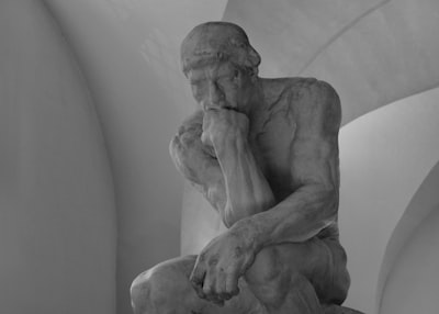 Axiomas para explicaciones contrafácticas