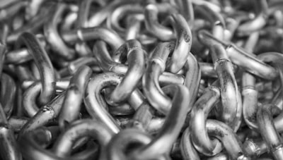 Diferencias entre Cadenas y Agentes