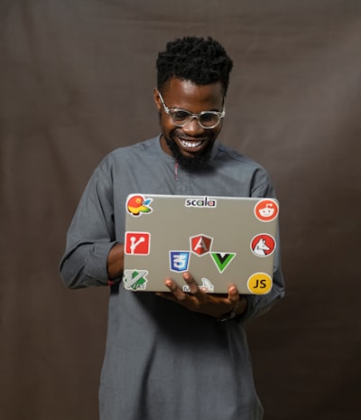 Preparación del equipo para la automatización de redes sociales con IA