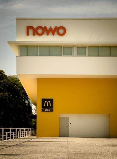 Top 100 empresas de servicios n8n en Móstoles