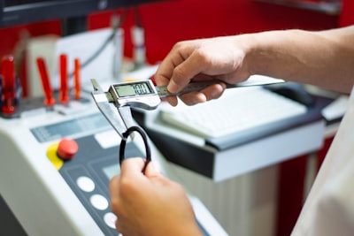 ¿Cómo automatizar el servicio al cliente sin contratar?