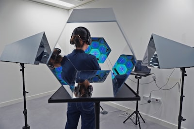 Cómo MASER selecciona la mejor modalidad para responder preguntas 3D
