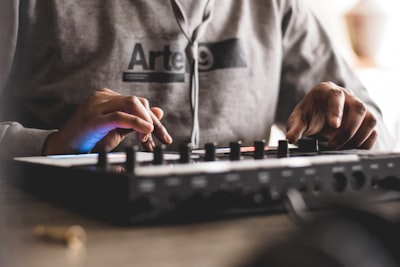 Top 5 Herramientas de Sonido de IA Gratuitas