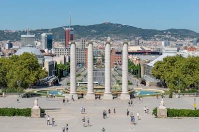 Servicios de IA profesionales en Girona