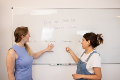 Guía para la selección de un socio de software de gestión de escuelas de idiomas.