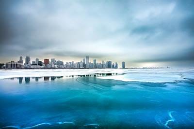 Construyendo Ciudades Aqua-Tech con IA