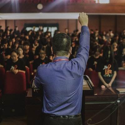 Cómo aprovechar al máximo tu conferencia de franquicias para impulsar el crecimiento a lo largo del año