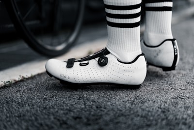 Por qué son necesarios los zapatos de ciclismo para bicicletas estáticas