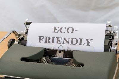 ¿Cómo apoyan los servicios empresariales de n8n objetivos ambientales?