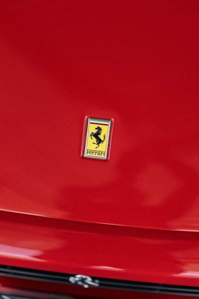 Ferrari lanza el "Token 499P" para coleccionistas