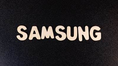 Samsung's Petit AI Model Excels in Reasoning over Large-scale LLMs