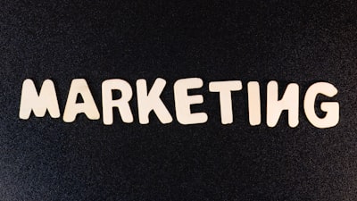 Papel de los agentes de IA en marketing circular.