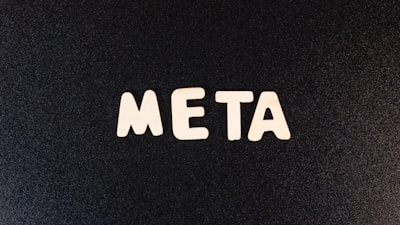 Meta lanzará reloj inteligente este año