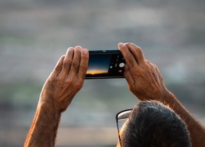 Insta360 lanza la pantalla Snap de selfie USB-C
