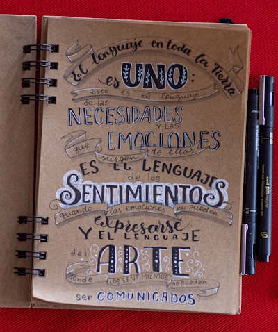 ¿Reemplazar reuniones de seguimiento con IA en trabajo remoto o híbrido?