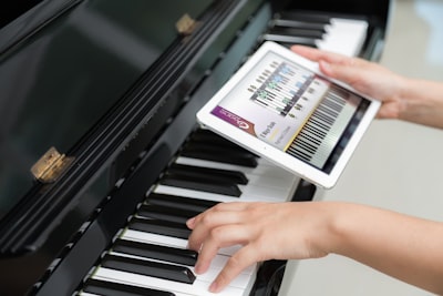 Lecciones de piano con flowkey: feedback en tiempo real