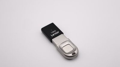 No subestimes el ancho de banda de una USB llena