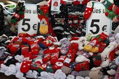 Precios reales de proyectos de tiendas en línea en España