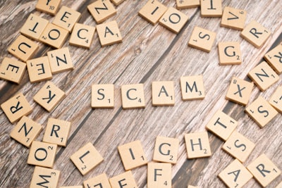 Agentes de IA en la detección de fraudes: casos, beneficios, desafíos