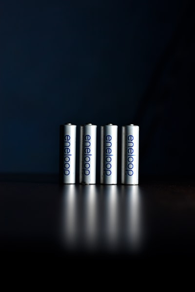 Improved Stability of Lithium-Ion Battery Electrolyte via Dynamic Polymer Crosslinking