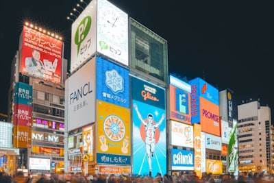 Mejores Herramientas de Publicidad Potenciadas por IA