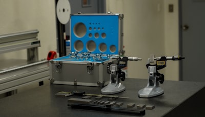 Mejorando la calibración de LLMs con el protocolo ACUTE