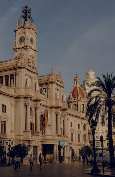 Automatización de programación de contenido en Valencia