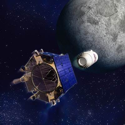 Optimization of Adaptive Beamforming Through Reinforcement Learning for Lunar Satellite Constellations