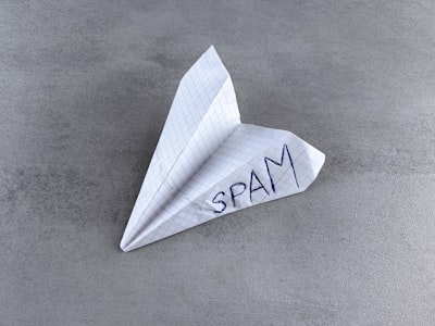 Cómo Se Construyó la Detección de Spam de Voz e Imagen para Telegram
