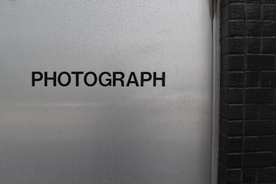 ¿Se necesita rediseñar el proceso del software de reserva de estudio fotográfico?
