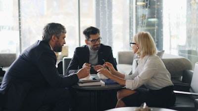 Aspectos clave al elegir socio de AGENCIA de IA
